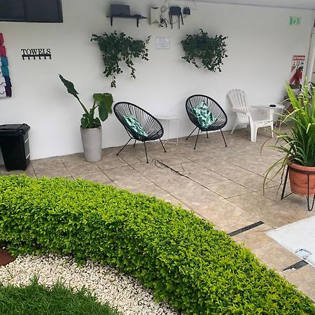 Berlor Airport Inn Río Segundo Eksteriør billede